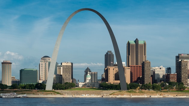 Rent a Car & Drive From Chicago to St. Louis