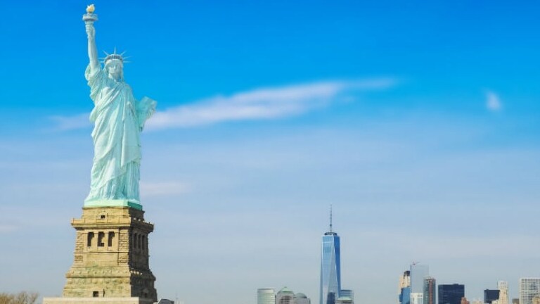 Rent a Car & Drive From New York City to The Hamptons