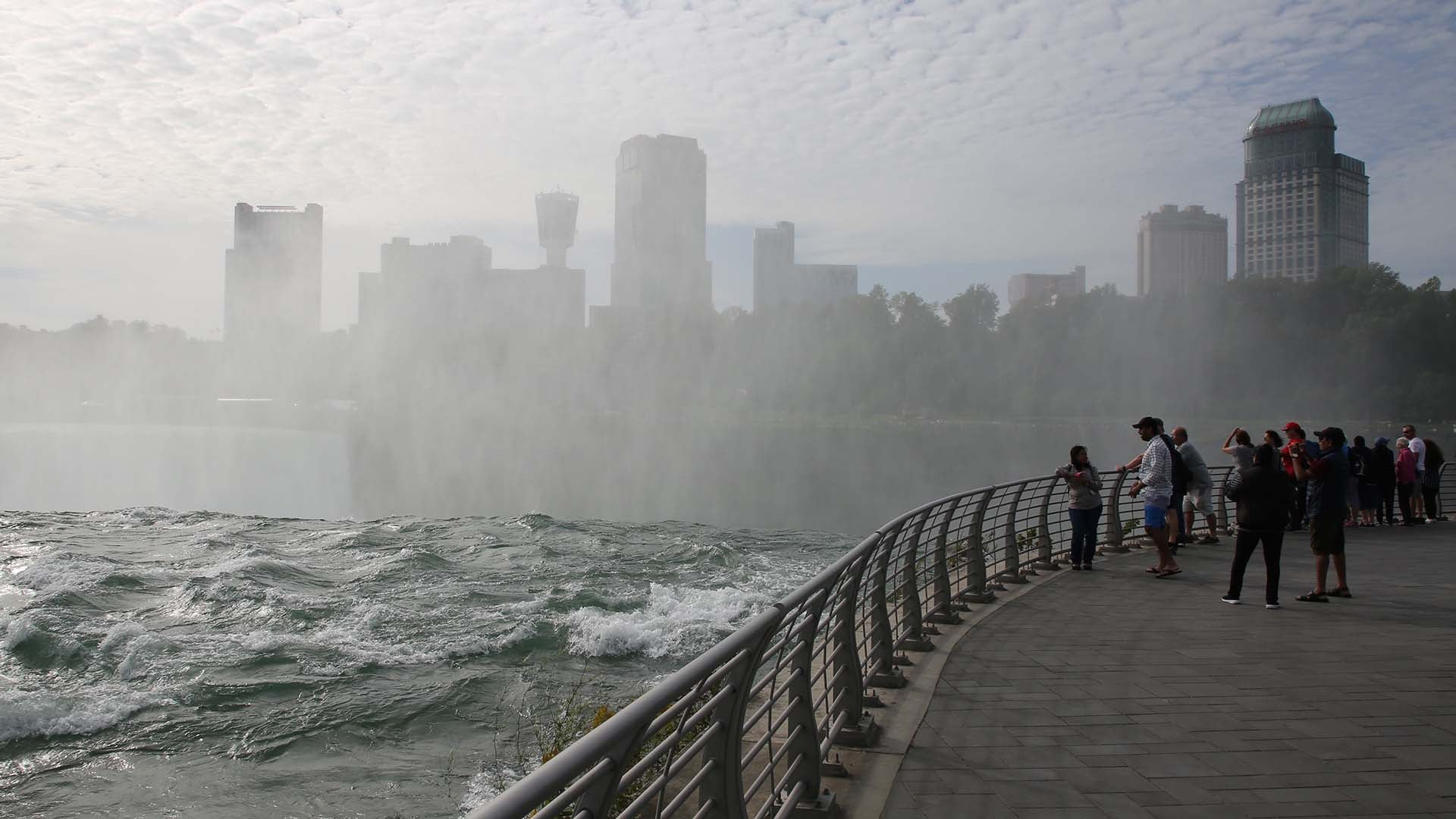 Niagara Falls’ Spectacular Beauty is Timeless — Pursuits with