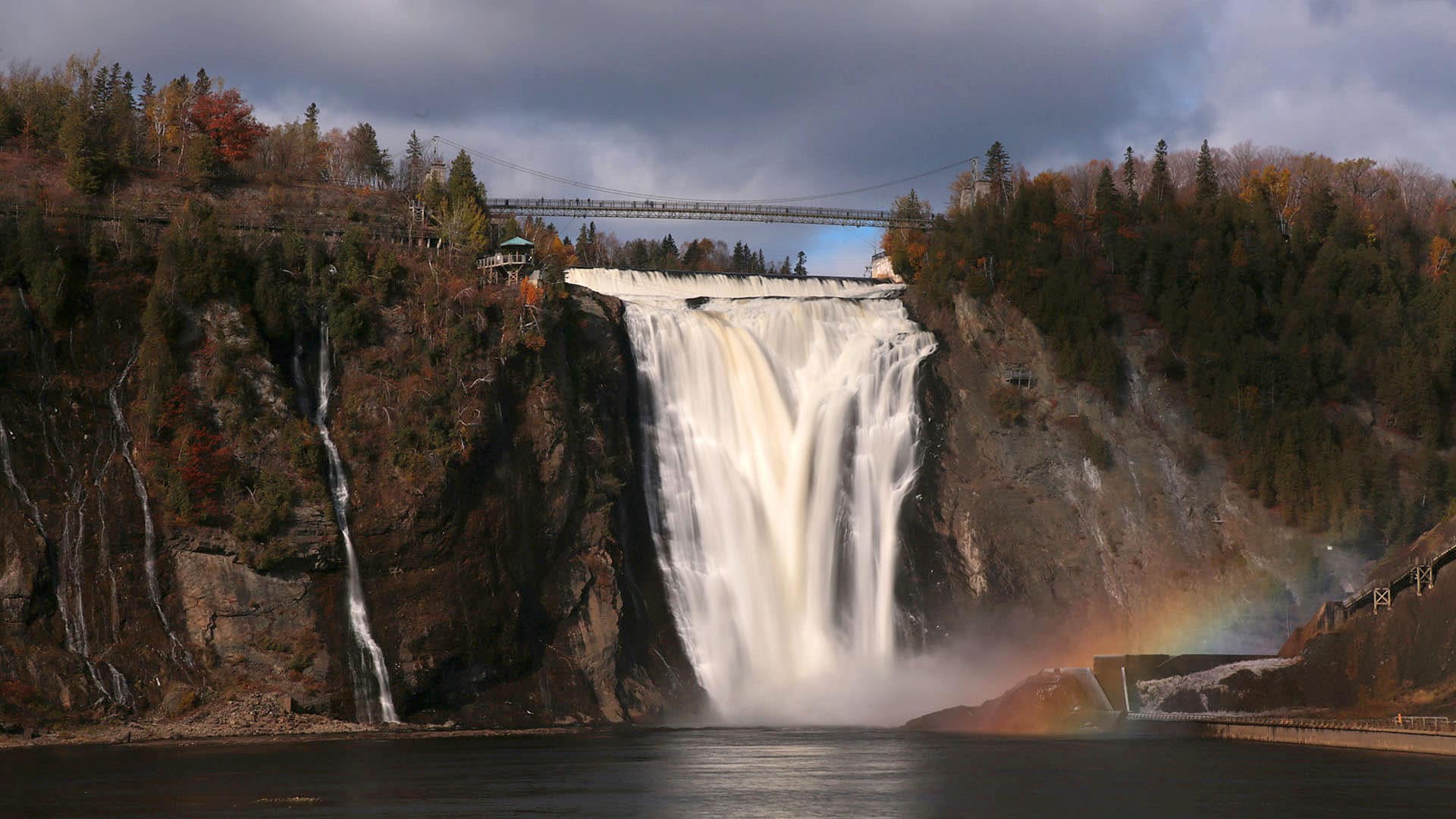 Montmorency Falls is 30 metres higher than Niagara Falls.