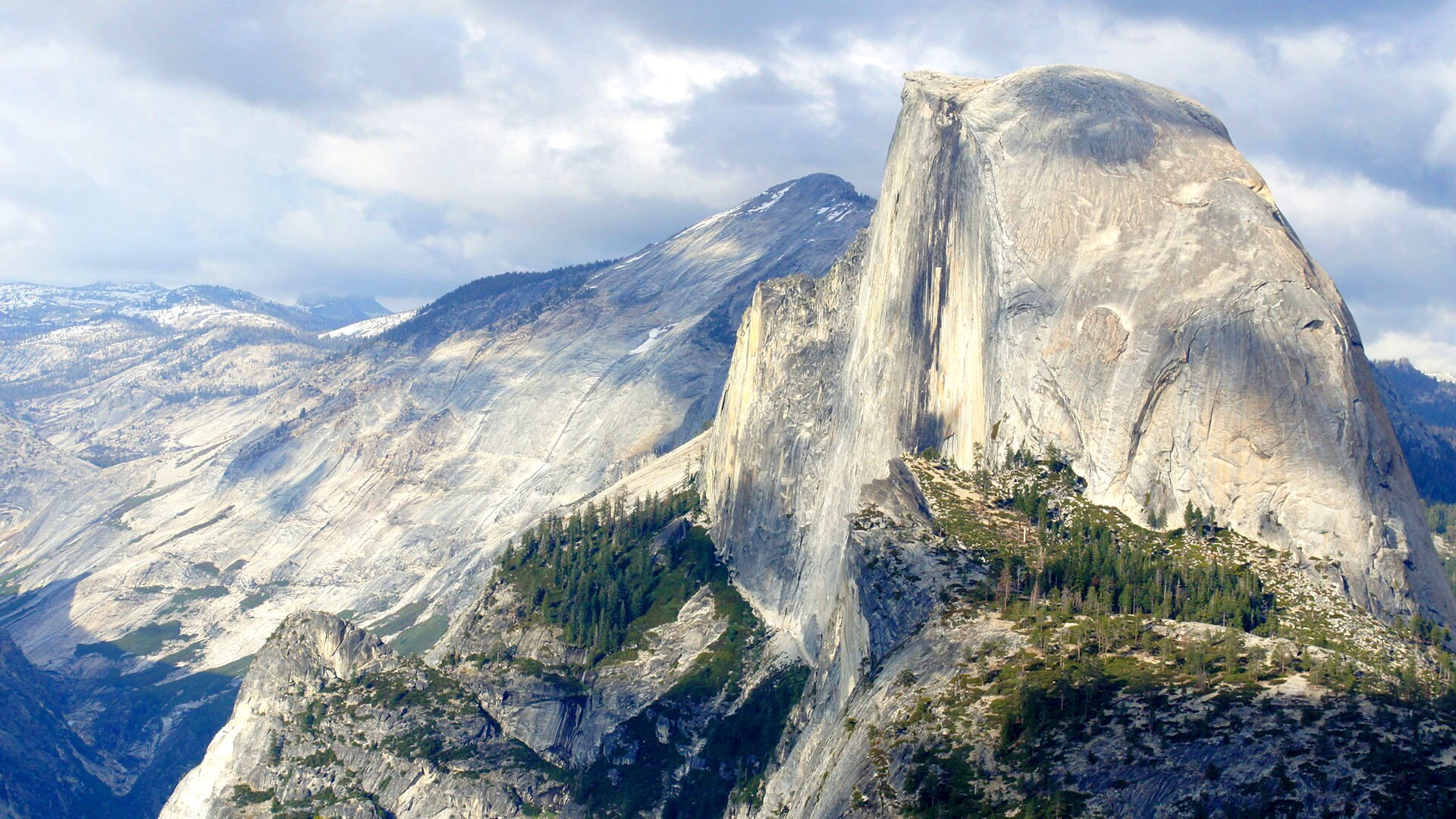 Half Dome de Glacier Point au parc national de Yosemite